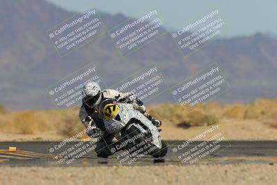 media/Mar-22-2025-CVMA (Sat) [[462c0ffedb]]/Race 13-Amateur Supersport Middleweight/